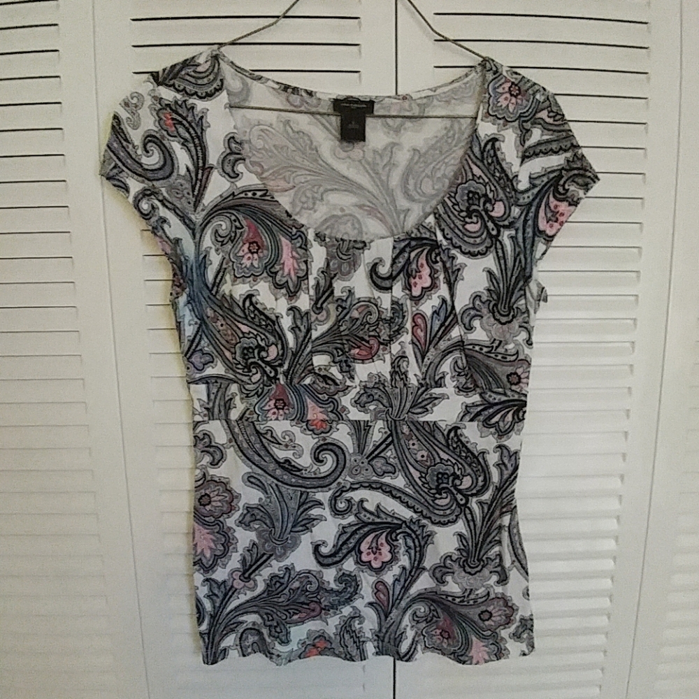 Multicolored Paisley Top - Picture 2 of 3